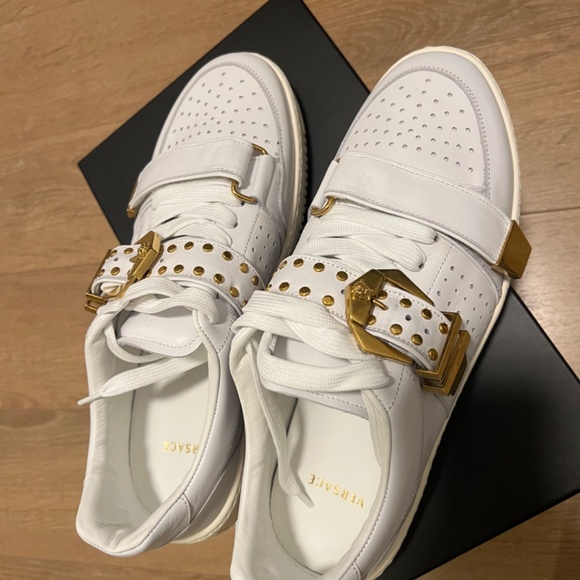 AUTHENTIC VERSACE TRIBUTE sz 42 US 9 brand new SNEAKERS - Picture 6 of 7